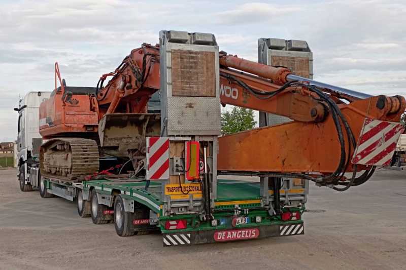 OmecoHub - Immagine DAEWOO 300LCV